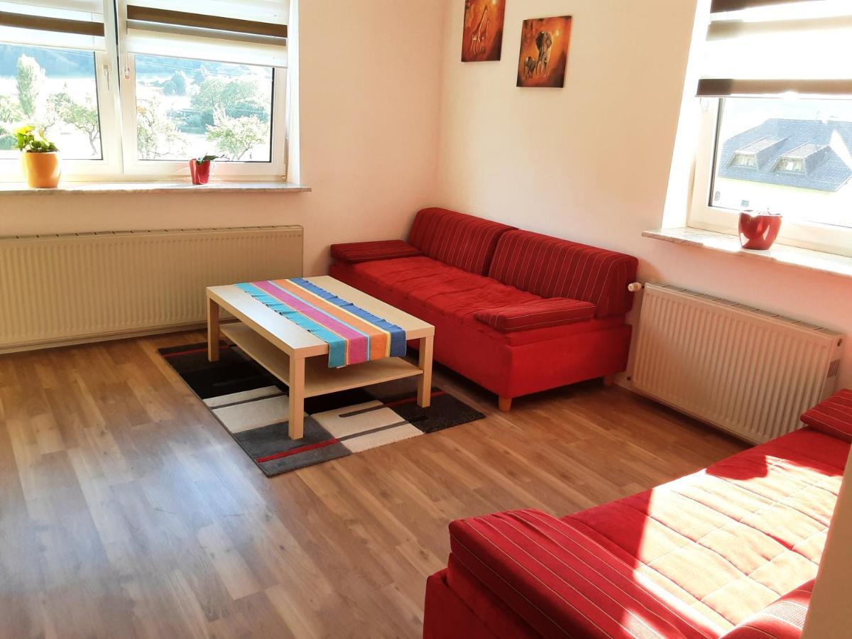 Apartment - Ferienwohnung 2 Treffen Am Ossiachersee المظهر الخارجي الصورة